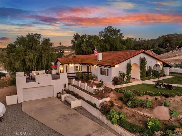 21260 Ridgedale Dr, Perris, CA 92570