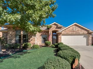 632 Bent Oak Dr, Fort Worth, TX 76131