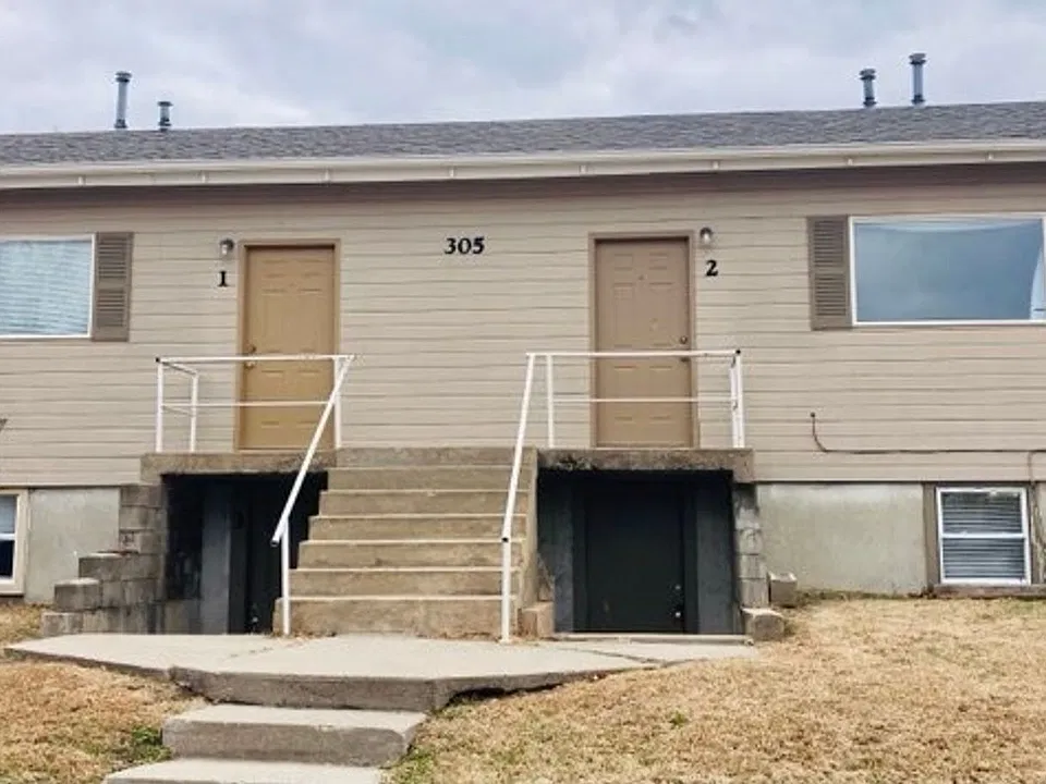 305 E Grandview Dr #4