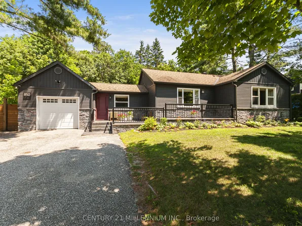 850 Muskoka Rd N, Gravenhurst, ON P1P 1C1