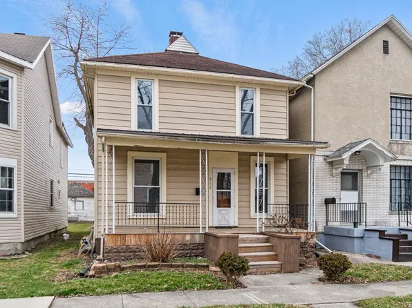 212 S Franklin St, Garrett, IN 46738