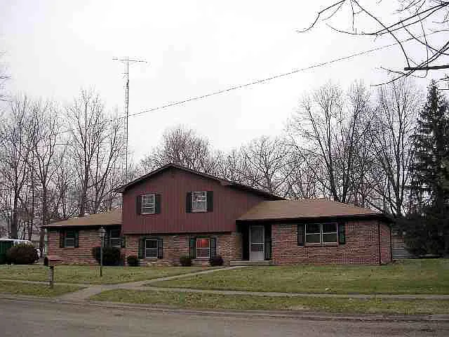 3404 S Robinwood Dr photo 1