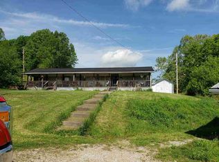 26365 Bolts Fork Rd, Rush, KY 41168
