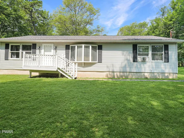 139 Caribou Rd, Dingmans Ferry, PA 18328