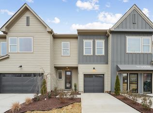 227 Oak Summit Pl, Chapel Hill, NC 27516