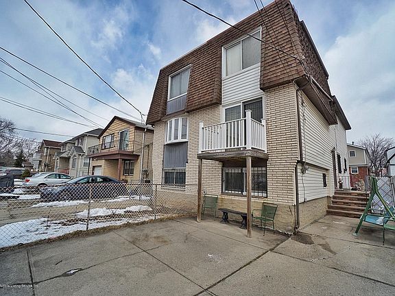 4th image of 293 Lamport Blvd