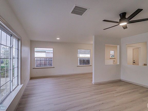 5th image of 1239 El Tejon Ave