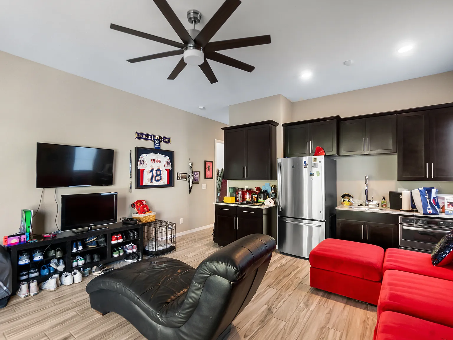6165 Amber View Street - 1 — Photo 2