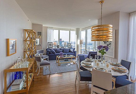 3rd image of 160 W 62nd St APT 45A