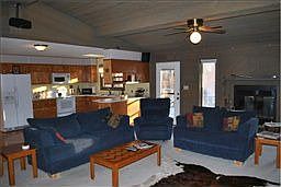 3rd image of 1802 Whispering Hills Trl