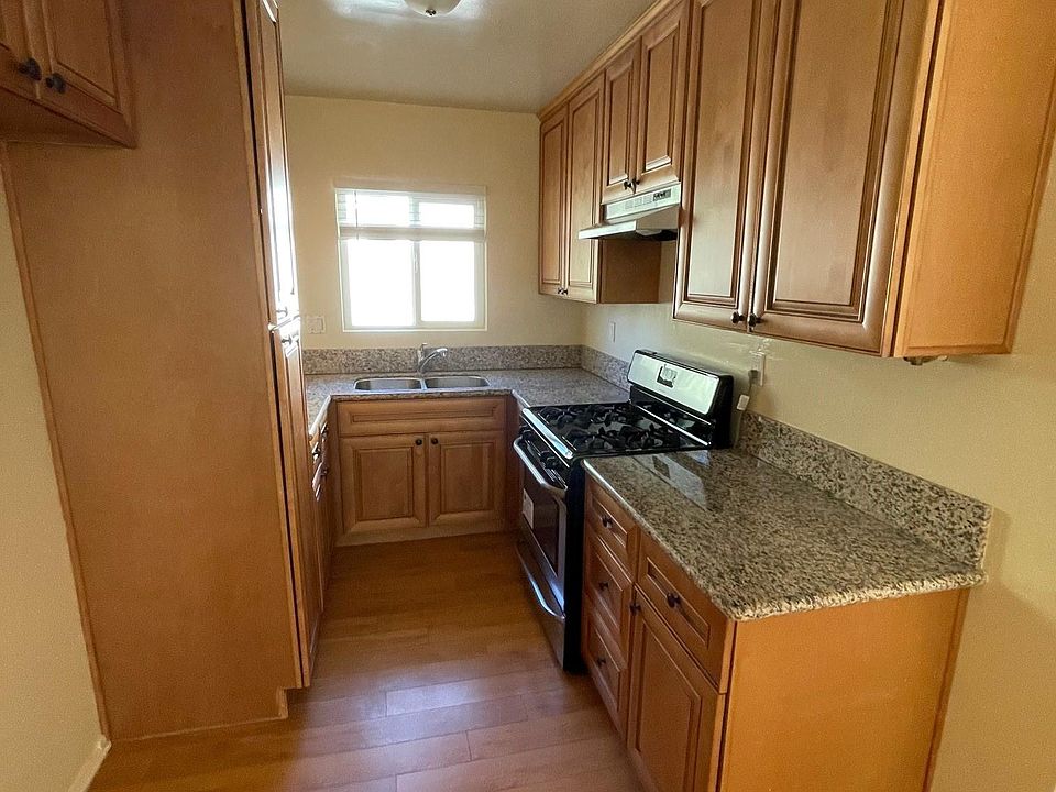 1st image of 569 E Palm Ave APT G
