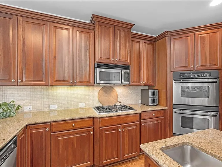 5945 Broadwater Trl — Photo 22