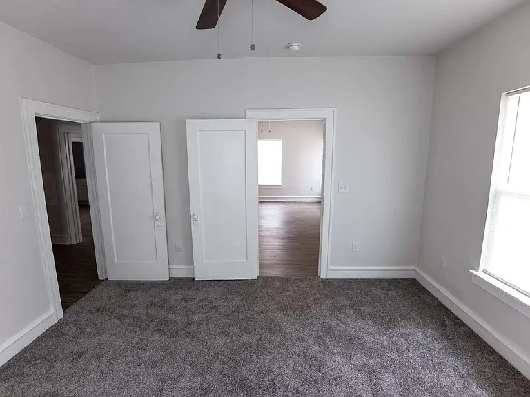 1525 Proctor Ave — Photo 4