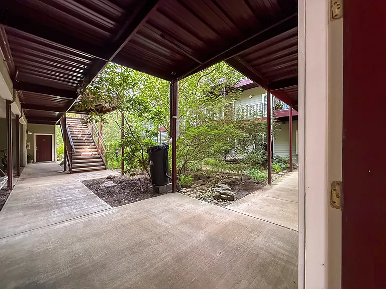 64 Clingman Ave #105 — Photo 16