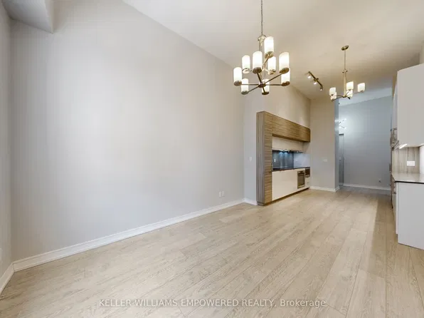 88 Scott St Unit 307, Toronto, ON M5E 0A9