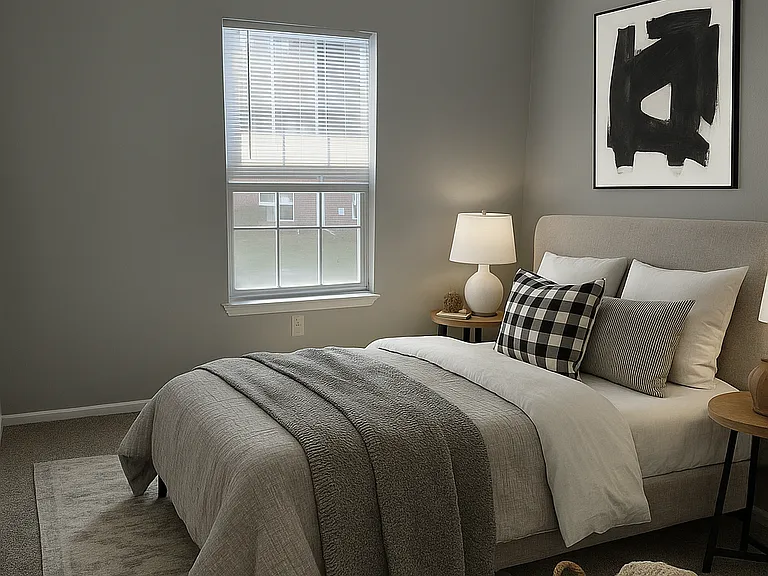 Owens Lake Commons Apartments & Townhomes — Photo 53