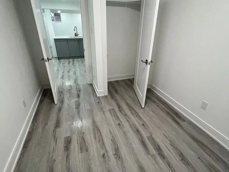 3 Cox Cres #BASEMENT — Photo 11