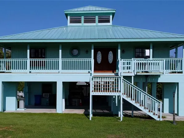 9921 Bay Dr, Gibsonton, FL 33534