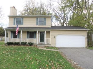 3929 E Robinson Rd, Amherst, NY 14228