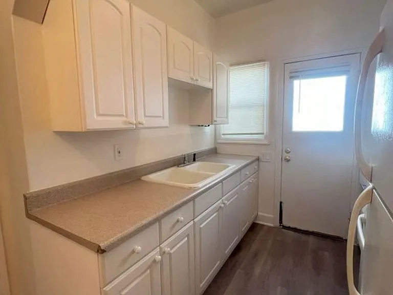 747 S Livermore Ave — Photo 6