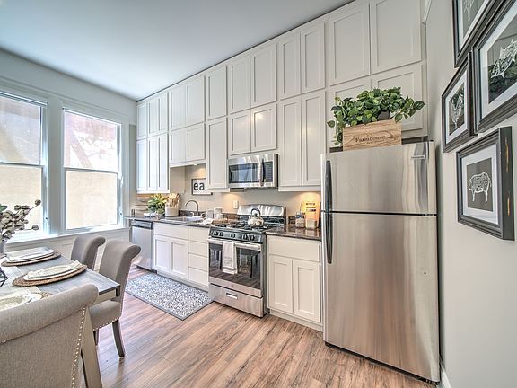 2nd image of 341 Georgia St Ste 203