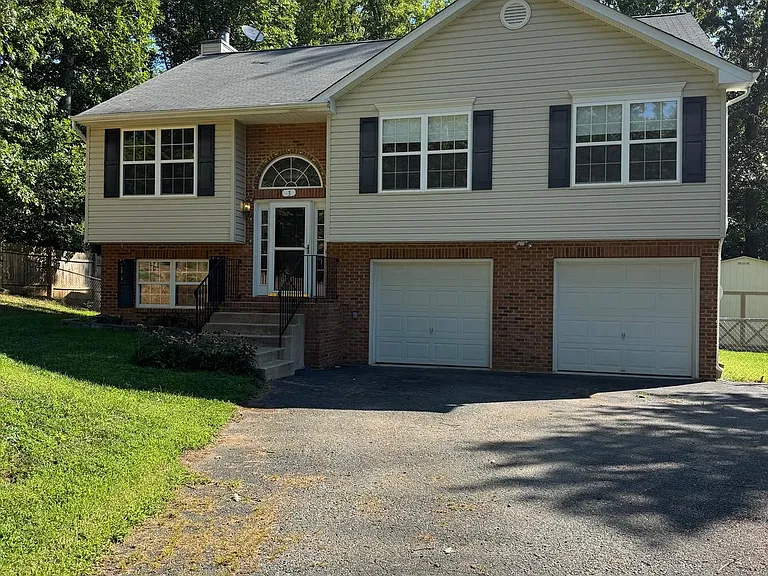 3 Crestview Dr — Photo 1