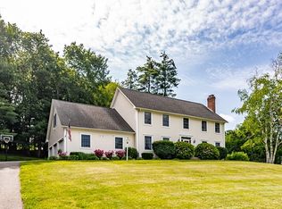 246 Canterbury Cir, East Longmeadow, MA 01028