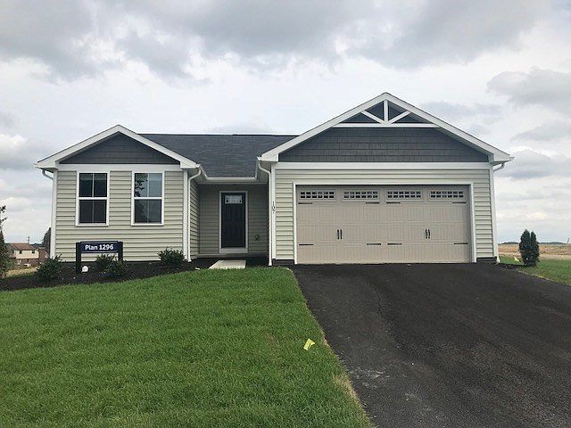 1st image of 107 Twin Oaks