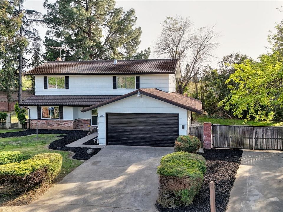 1st image of 8978 Salmon Falls Dr