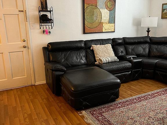 4th image of 3121 Johnston St APT 134