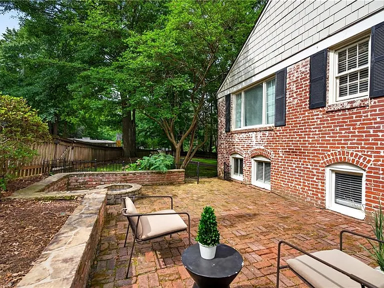 392 Collier Rd NW — Photo 45