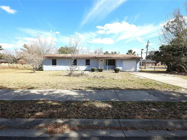 1211 Moton Ave, Sanford, FL 32771