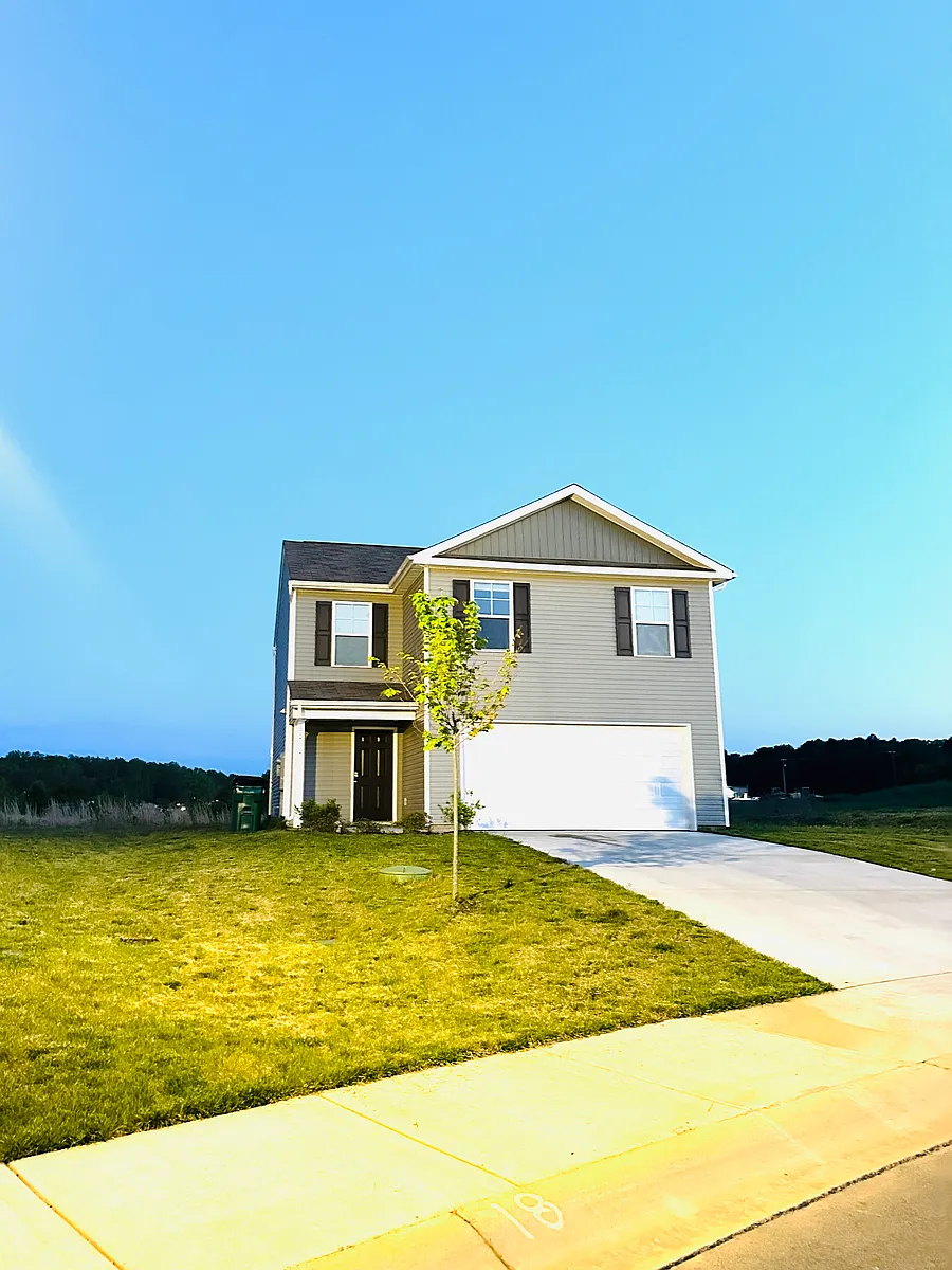 Building Photo - 3016 Nicole Cir