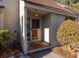 2 Rockingham Ct, Bedford, NH 03110