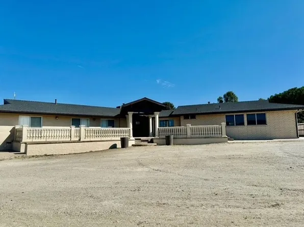 445 Crestmont Dr, San Luis Obispo, CA 93401