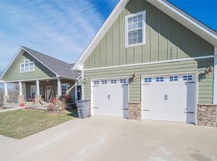 16600 Private Drive 1052, Saint James, MO 65559