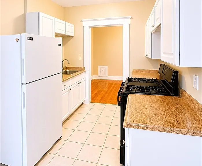 415 County St #111 — Photo 3