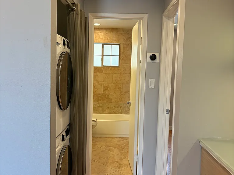 1850 E Maryland Ave #3 — Photo 10