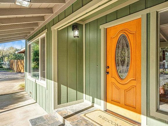 5th image of 1050 Bel Arbres Drive