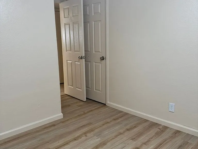 3530 E Iowa Ave — Photo 16