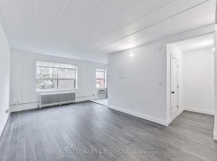 325 Sammon Ave #7, Toronto, ON M4J 2A1