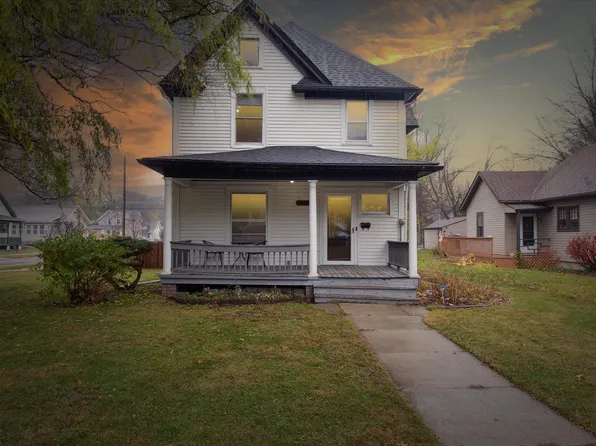 1504 Jackson St, Rockford, IL 61107