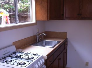 125 Palisades Dr, Santa Barbara, CA 93109