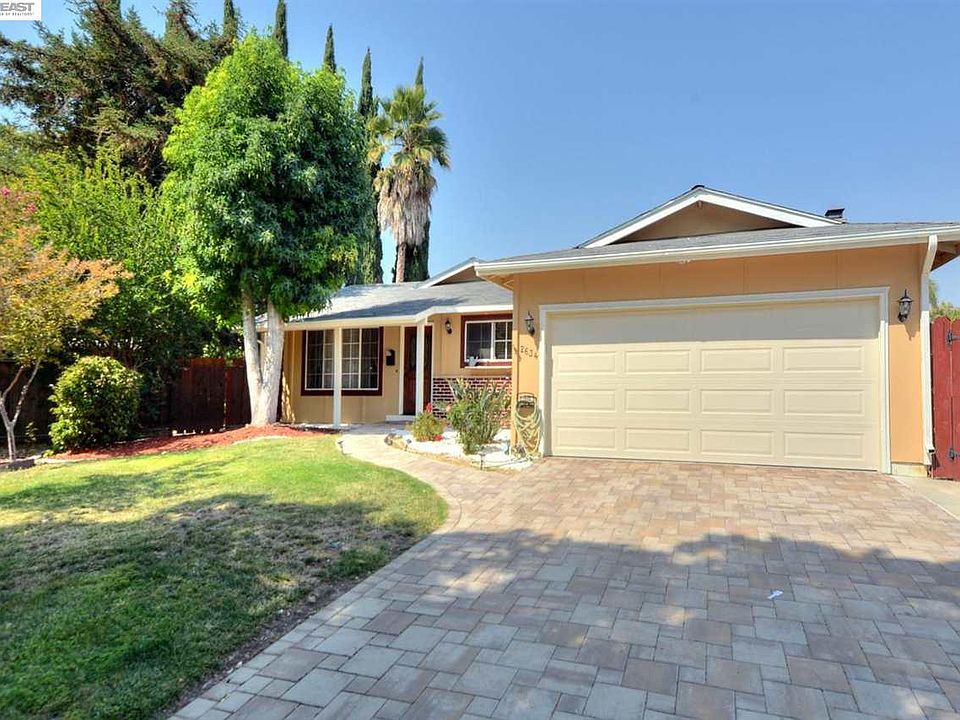 1st image of 2634 Bonbon Dr