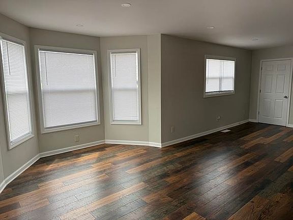 5th image of 130 Ravine St