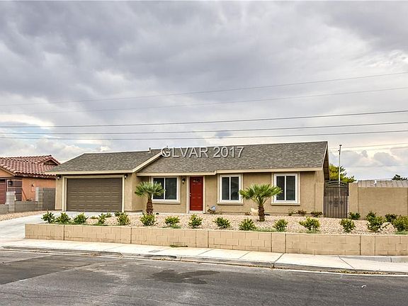 3rd image of 4924 Ballantine Dr