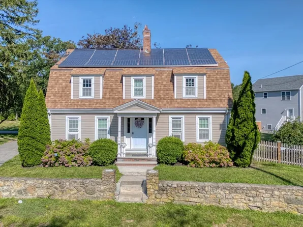 263 Chestnut St, Abington, MA 02351