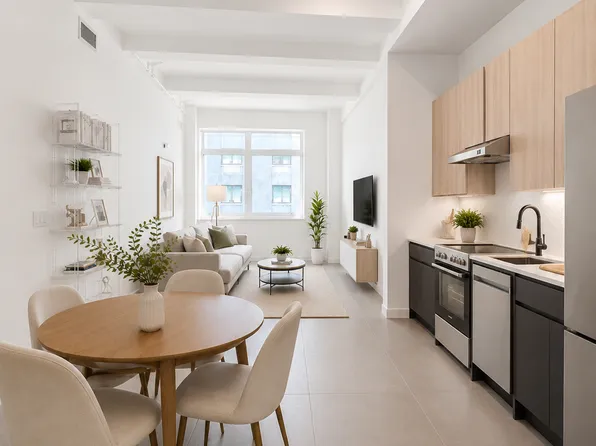 339 W 38th St #14A, New York, NY 10018