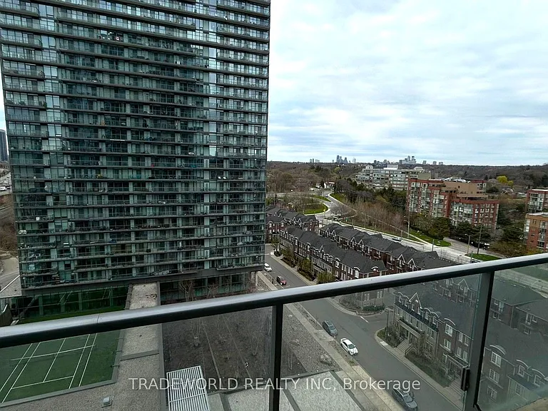103 The Queensway #1210 — Photo 14