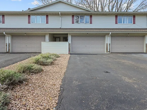 10632 Hummingbird St NW, Coon Rapids, MN 55433